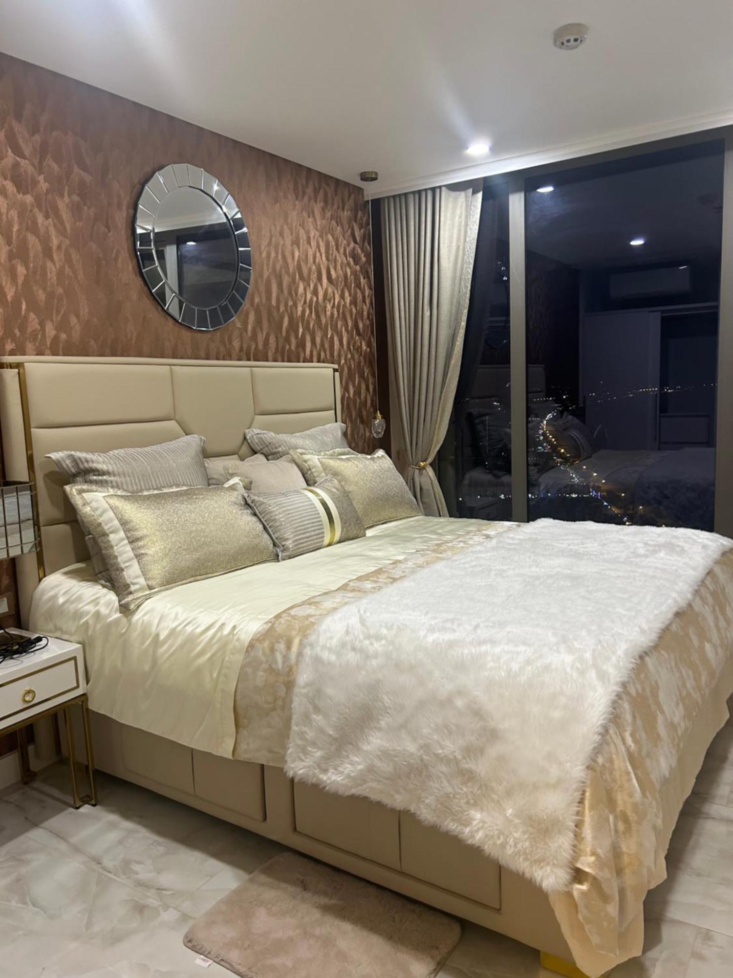 Copacabana Beach Jomtien 科帕卡巴纳海乔木提安海滩毗邻乔木提安夜市 Экстерьер фото